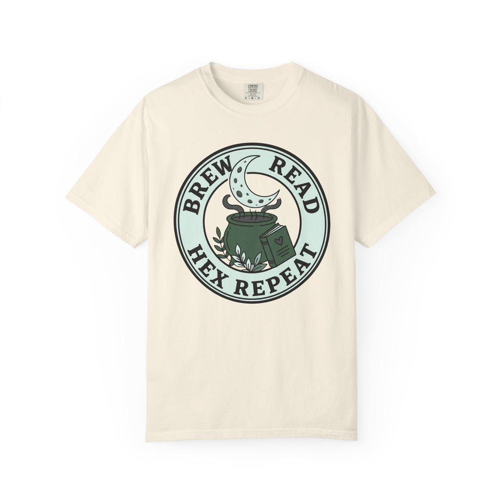 Green Brew Read Hex Repeat Circle Badge T-Shirt