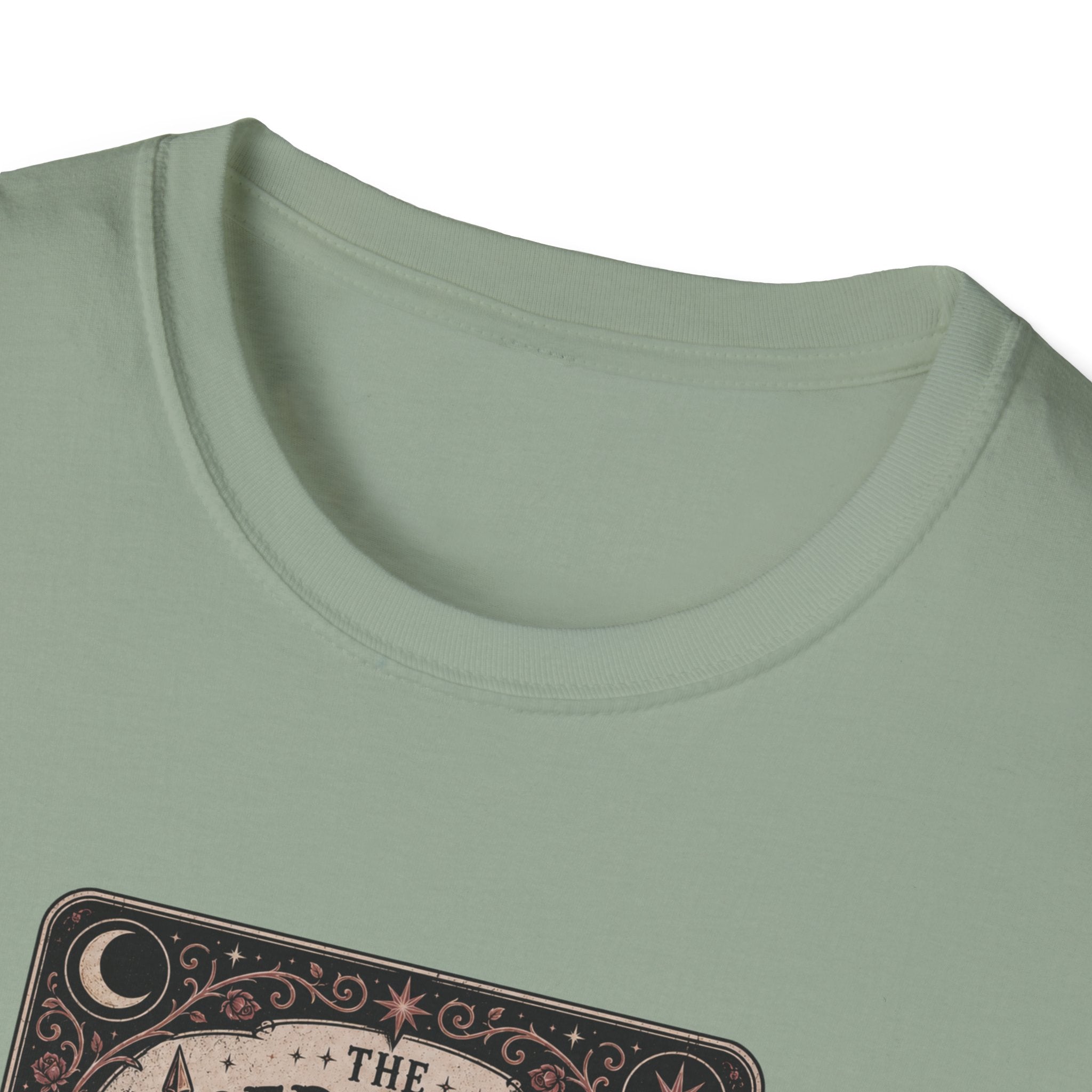 The Red Flag and Yet I Kept Reading Tarot T-Shirt
