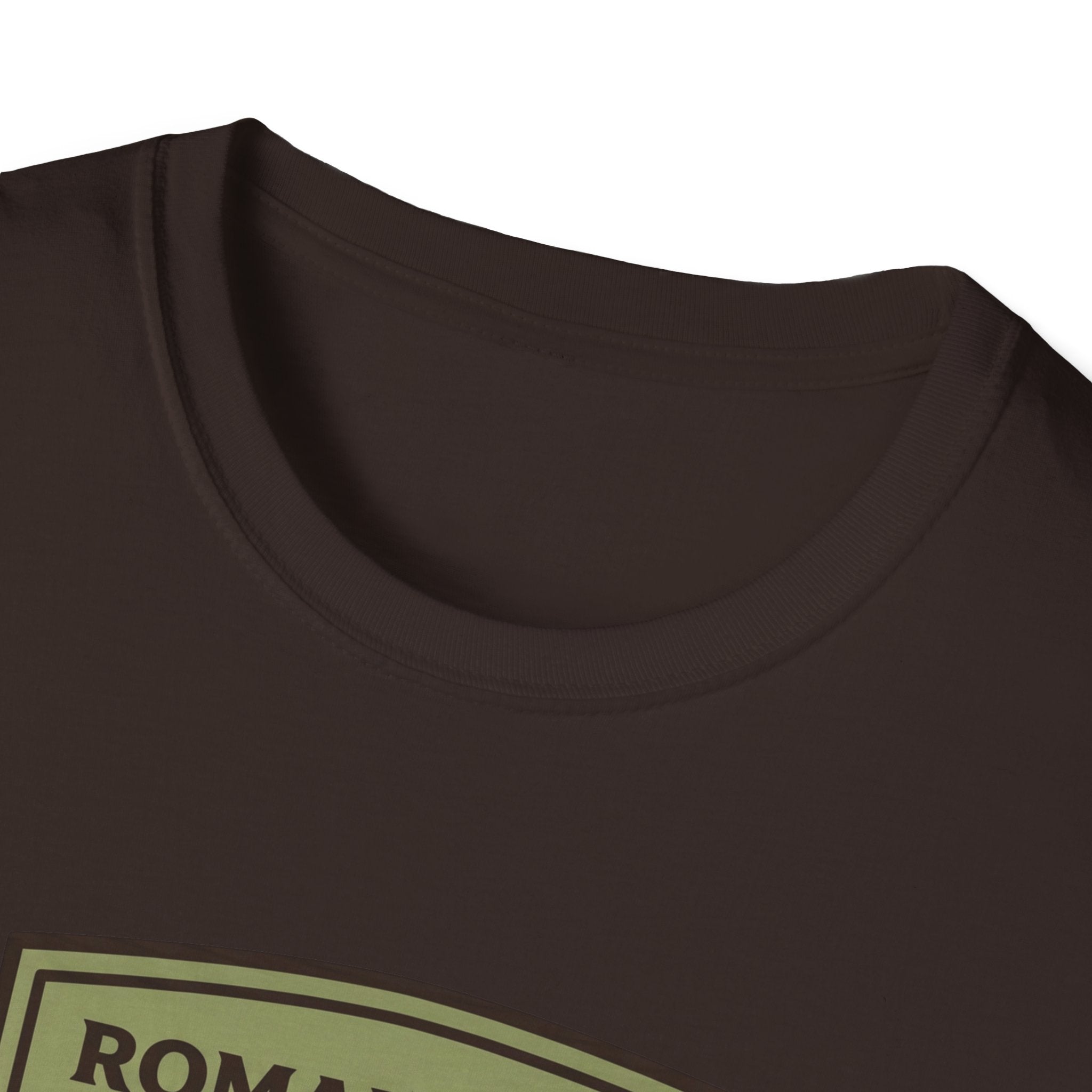 Romantasy Readers Guild Shield T-Shirt