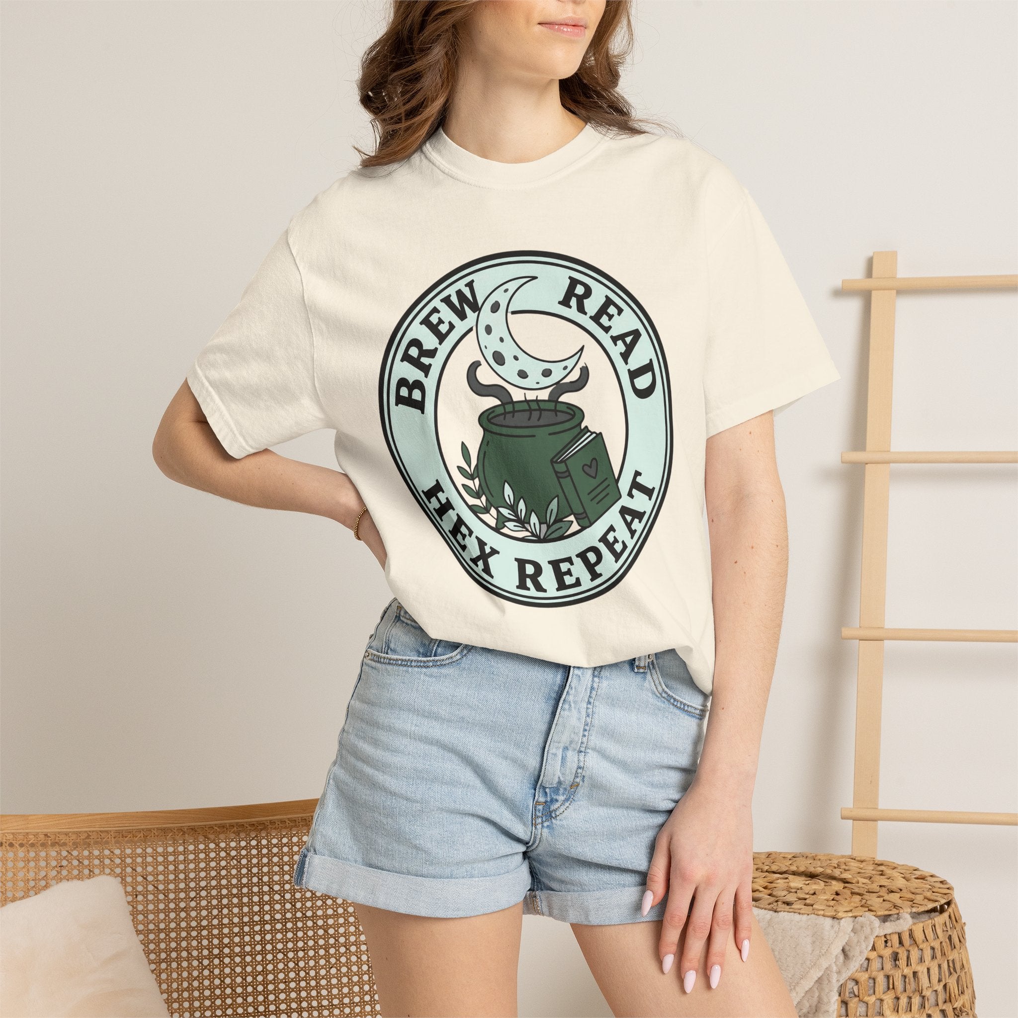 Green Brew Read Hex Repeat Circle Badge T-Shirt